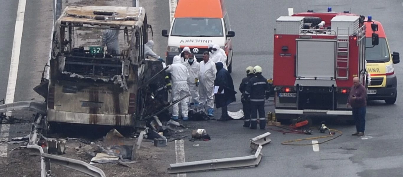  Βουλγαρία: Το λεωφορείο μετέφερε 30.000 κροτίδες - Κάηκαν ζωντανοί σε 3 λεπτά